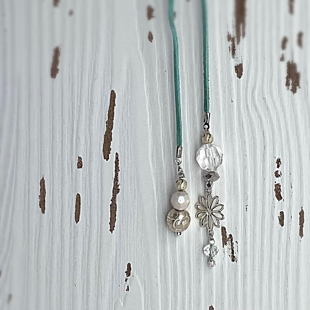Bookmark | Lotus - The Crafty Artisans