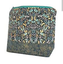 Load image into Gallery viewer, Wild Flowers Bag - The Crafty Artisans